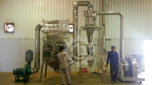 500kg Per Hour Spice Grinder Self Suction